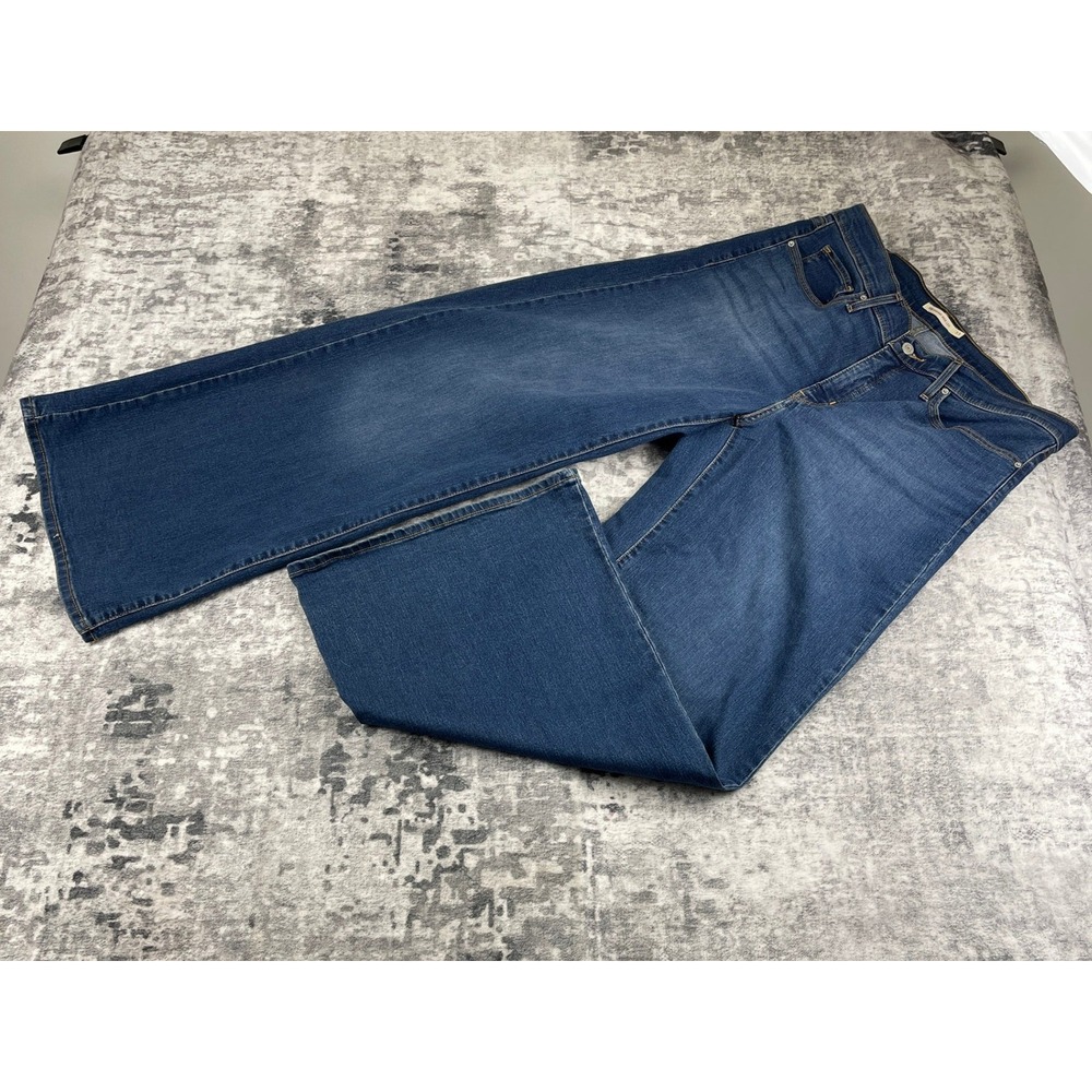 Levi's 33x32 Shaping Wide Leg Jeans Women's Blue Denim Medium Wash Stretch Baggy